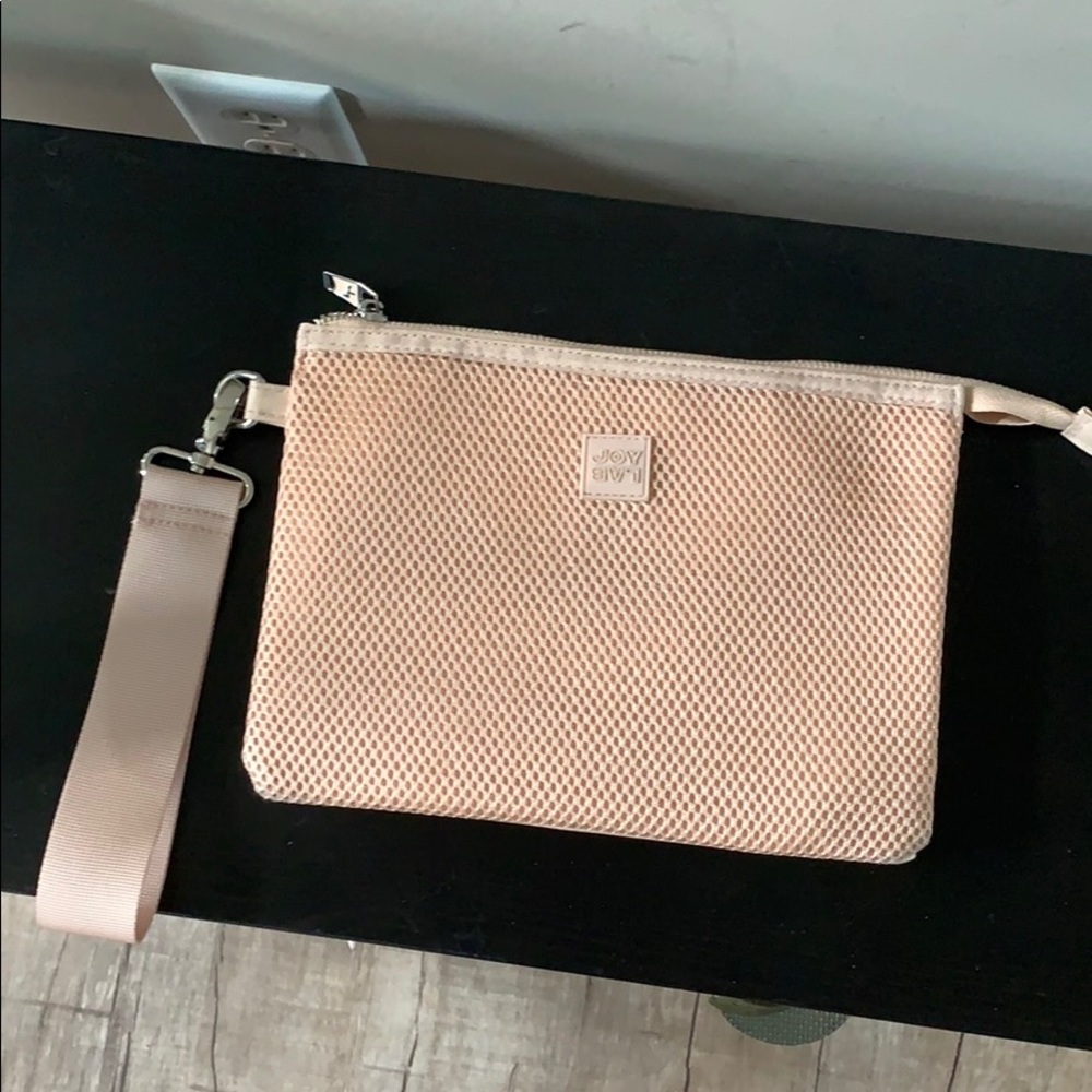 Wristlet